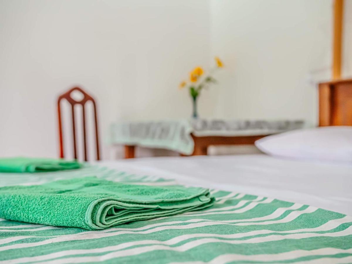 Surfing Guest House Матара Екстериор снимка