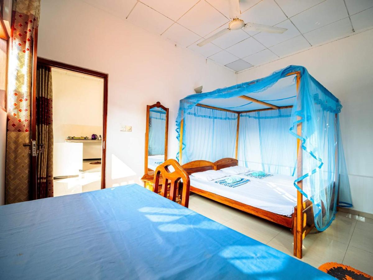 Surfing Guest House Матара Екстериор снимка